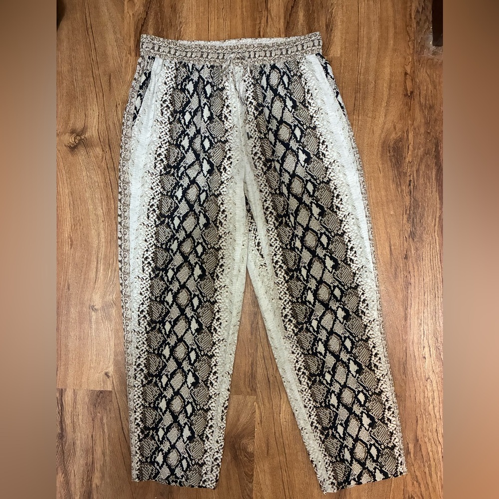 Joie Janis Snakeskin Print Joggers Parchment Size M- Style 19-1-004854 PreOwned